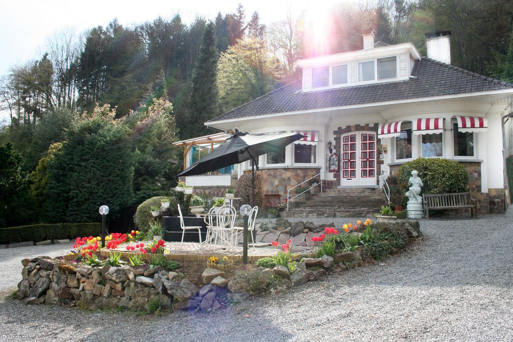 B&B La Source Fleurie Profondeville Exterior foto